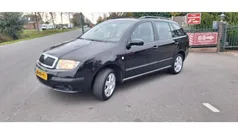 Zwart (metallic) Gebruikt 2005 Skoda Fabia Elegance Stationwagen | € 1.350 (Eerlijke prijs)