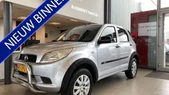 Grijs, metallic lak Gebruikt 2009 Daihatsu Terios SUV | € 8.950 (Eerlijke prijs)
