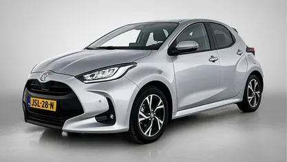 Gebruikt 2025 Toyota Yaris Edition Hatchback | € 27.450 (Eerlijke prijs)