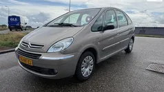 Beige Gebruikt 2005 Citroën Xsara Picasso Attraction MPV | € 2.299 (Eerlijke prijs)