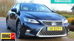 Blauw Gebruikt 2018 Lexus CT200h Business Edition Hatchback | € 16.900 (Eerlijke prijs)
