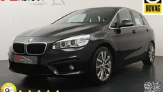 Zwart (metallic) Gebruikt 2016 BMW 225 Active Tourer Executive MPV | € 13.445 (Goede deal)