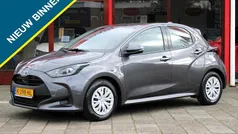 Grijs Gebruikt 2021 Toyota Yaris Active Hatchback | € 18.950 (Eerlijke prijs)