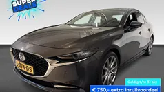 Grijs Gebruikt 2021 Mazda 3 Luxury Sedan | € 21.990 (Eerlijke prijs)