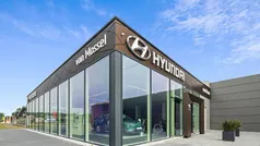 Wit Gebruikt 2023 Hyundai i20 Premium Hatchback | € 18.940 (Eerlijke prijs)