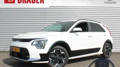 Wit Gebruikt 2024 Kia e-Niro Advance SUV | € 36.095 (Eerlijke prijs)