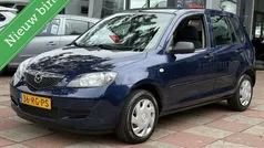 Blauw Gebruikt 2005 Mazda 2 Exclusive MPV | € 3.450 (Eerlijke prijs)