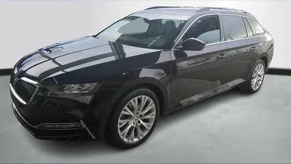Occasion Skoda Superb Business Line 218 PK (160 kW) 2022 Zwart Stationwagen