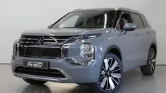 Gebruikt 2025 Mitsubishi Outlander Instyle SUV | € 61.995 (Eerlijke prijs)
