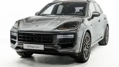 Gebruikt 2024 Porsche Cayenne Turbo E-Hybrid SUV | € 258.143