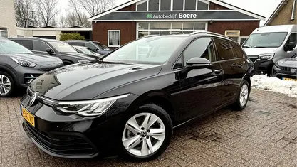 Gebruikt 2022 VW Golf VIII Life Stationwagen | € 18.450 (Goede deal)