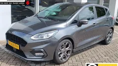 Grijs Gebruikt 2020 Ford Fiesta ST-Line Hatchback | € 14.945 (Eerlijke prijs)