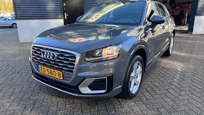 Grijs Gebruikt 2018 Audi Q2 Design SUV | € 19.950 (Eerlijke prijs)