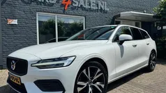 Wit Gebruikt 2021 Volvo V60 Stationwagen | € 22.450 (Super prijs)