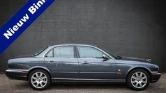 Grijs, metallic lak Gebruikt 2004 Jaguar XJ Executive Sedan | € 12.950 (Eerlijke prijs)
