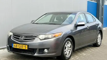 Grijs Gebruikt 2008 Honda Accord Executive Sedan | € 6.995 (Eerlijke prijs)