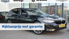 Zwart Gebruikt 2021 BMW 520 Comfort Edition Stationwagen | € 35.645 (Eerlijke prijs)