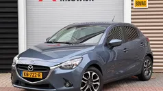 Blauw Gebruikt 2016 Mazda 2 Hatchback | € 10.950 (Eerlijke prijs)