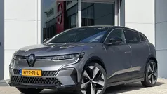 Grijs Nieuw 2025 Renault Mégane Iconic Hatchback | € 39.445 (Eerlijke prijs)