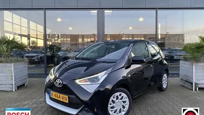 Occasion Toyota Aygo Connect Style 74 PK (54 kW) 2021 Zwart Hatchback