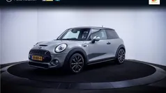 Gebruikt 2016 Mini Cooper S Hatchback | € 15.950 (Eerlijke prijs)