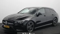 Zwart Gebruikt 2021 Mercedes CLA180 Business Sedan | € 29.845 (Eerlijke prijs)