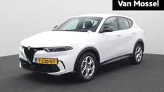 Wit Gebruikt 2023 Alfa Romeo Tonale Sprint SUV | € 29.940 (Eerlijke prijs)