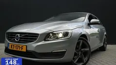 Grijs Gebruikt 2016 Volvo V60 Stationwagen | € 10.900 (Eerlijke prijs)