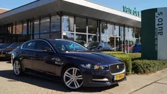Blauw Gebruikt 2018 Jaguar XE R-Sport Sedan | € 19.900 (Eerlijke prijs)