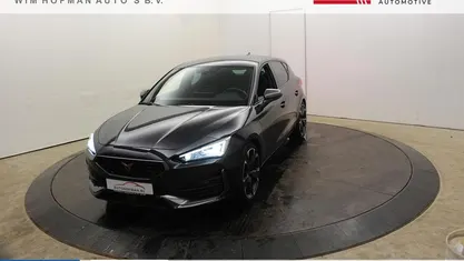 Blauw (metallic) Gebruikt 2022 Cupra Leon VZ Hatchback | € 24.940 (Goede deal)