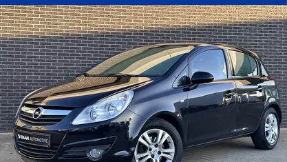 Gebruikt 2009 Opel Corsa Enjoy Hatchback | € 5.900 (Eerlijke prijs)