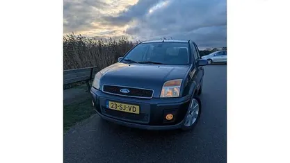 Occasion Ford Fusion Futura 101 PK (74 kW) 2006 Grijs MPV
