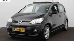 Zwart Gebruikt 2018 VW up! high up! Hatchback | € 13.900 (Eerlijke prijs)