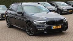 Zwart Gebruikt 2019 BMW 520 M Sport Stationwagen | € 28.950 (Eerlijke prijs)
