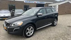 Grijs Gebruikt 2013 Volvo XC60 R-Design SUV | € 19.950 (Goede deal)