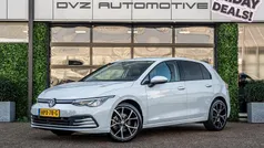 Gebruikt 2021 VW Golf VIII Life Hatchback | € 19.950 (Eerlijke prijs)