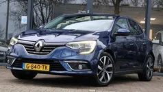 Blauw Gebruikt 2019 Renault Mégane IV Bose Edition Hatchback | € 11.995 (Eerlijke prijs)