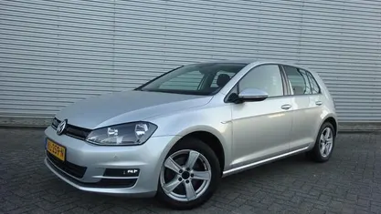 Occasion VW Golf Sportsvan Highline 110 PK (80 kW) 2016 MPV