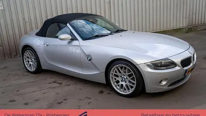 Grijs Gebruikt 2005 BMW Z4 Cabriolet | € 9.950 (Eerlijke prijs)