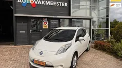 Wit Gebruikt 2013 Nissan Leaf Base Hatchback | € 5.500 (Eerlijke prijs)