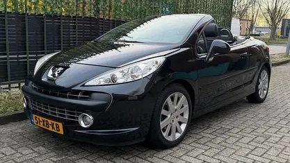 Zwart Gebruikt 2007 Peugeot 207 CC Sport Cabriolet | € 2.290 (Eerlijke prijs)