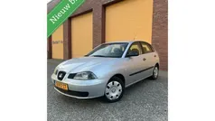 Grijs Gebruikt 2005 Seat Ibiza Reference Hatchback | € 1.400 (Eerlijke prijs)