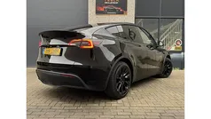 Zwart Gebruikt 2023 Tesla Model Y RWD SUV | € 34.999 (Eerlijke prijs)