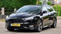Gebruikt 2017 Ford Focus ST-Line Stationwagen | € 10.945 (Eerlijke prijs)