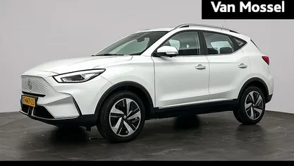 Wit Gebruikt 2023 MG ZS Luxury Sedan | € 20.999 (Eerlijke prijs)