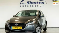 Grijs Gebruikt 2022 Mazda 2 Luxury Hatchback | € 17.950 (Eerlijke prijs)
