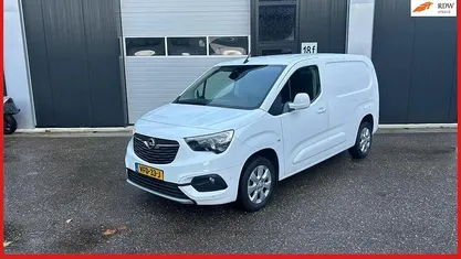 Wit Gebruikt 2020 Opel Combo Innovation Van | € 8.990 (Goede deal)