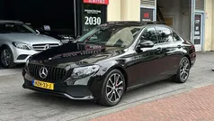 Zwart Gebruikt 2016 Mercedes E220 Prestige Sedan | € 24.950 (Eerlijke prijs)