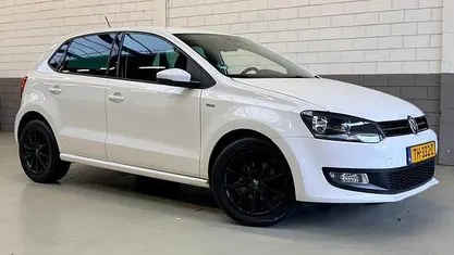 Wit Gebruikt 2013 VW Polo Life Hatchback | € 6.950 (Eerlijke prijs)