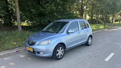 Blauw Gebruikt 2003 Mazda 2 Exclusive MPV | € 1.999 (Eerlijke prijs)